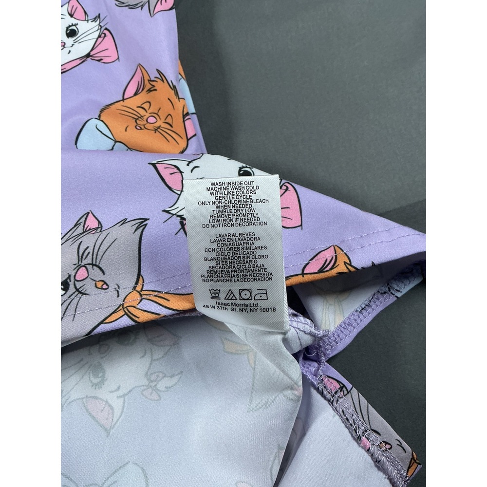 Disney Aristocats Womens Scrub Top Lavender Marie Cat V-Neck Size M New - Picture 10 of 12